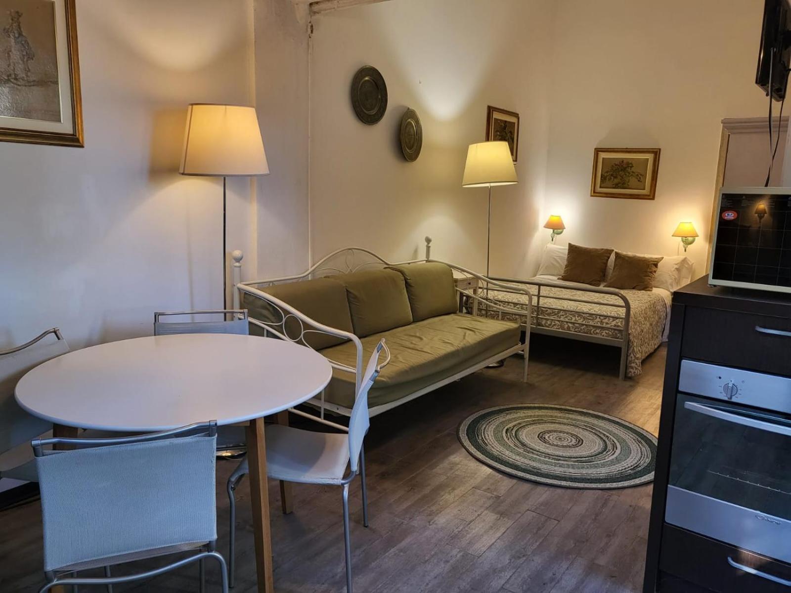 Wonderful Lake View Apartments With Pool With Breakfast Gardasee Torri Del Benaco Exterior photo